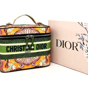 Косметичка Dior DiorTravel