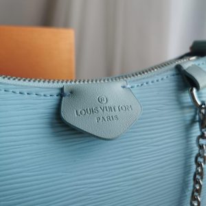 Сумка Louis Vuitton Easy Pouch