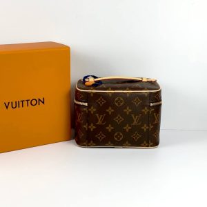 Косметичка Louis Vuitton Nice Mini