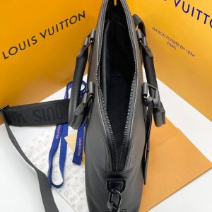 Сумка Louis Vuitton Lock It Tote